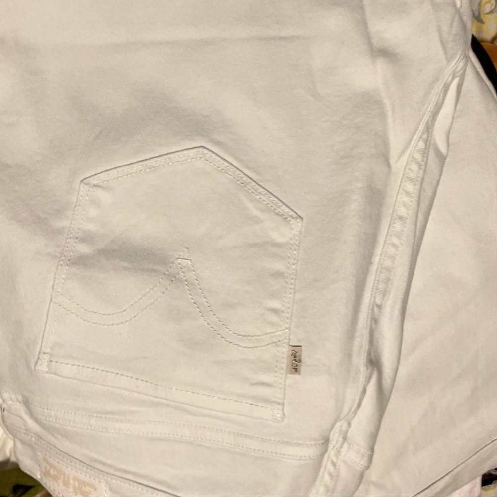 Levi's Women's White Jeans
